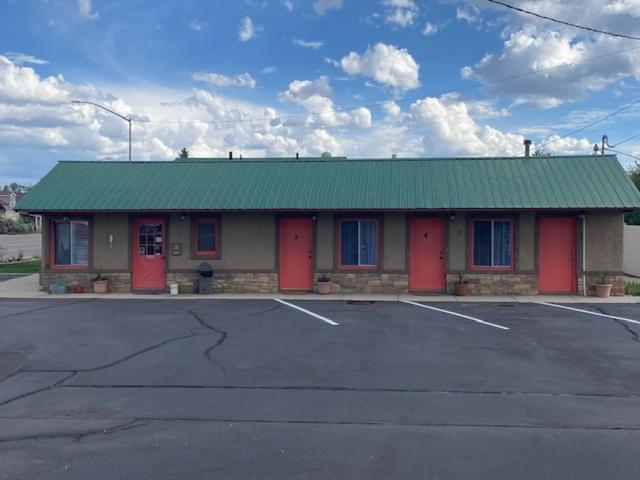 Lamplighter Lodge Panguitch Exterior photo